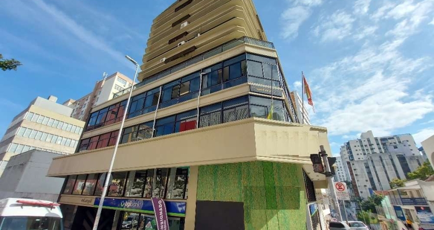 Oportunidade! Salas/Conjuntos em Centro - Florianópolis