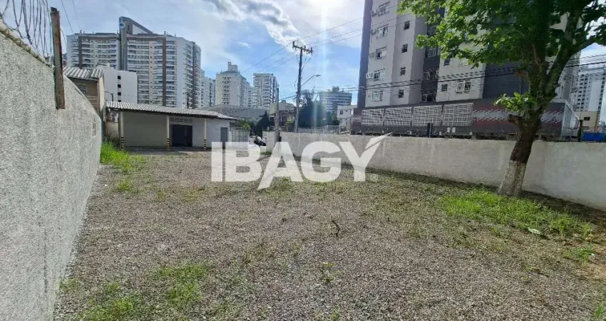 Terreno comercial para alugar na Avenida Salvador Di Bernardi, 537, Campinas, São José