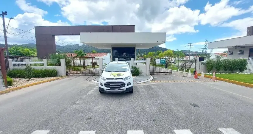 Casa em condomínio fechado com 2 quartos para alugar na Avenida Paulo Roberto Vidal, 2494, Bela Vista, Palhoça