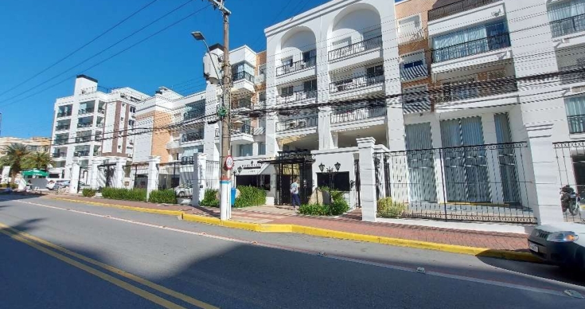 Excelente Apartamento 2 dormitório(s) em Abraão - Florianópolis