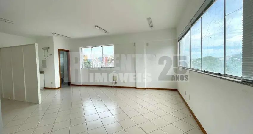 Sala comercial à venda no bairro itacorubi em florianópolis