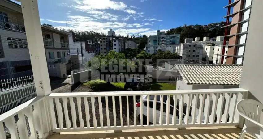 Casa para investidores à venda no bairro Carvoeira em Florianópolis