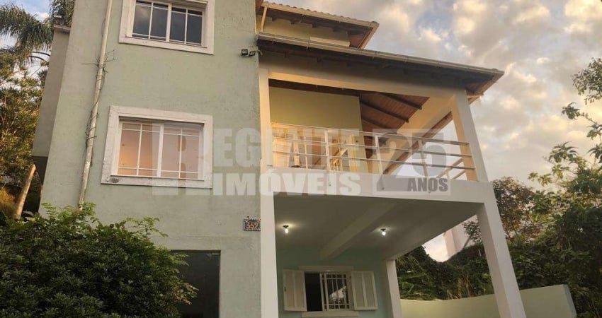 Casa com 5 quartos para alugar na Rua Folhas Verdes, 352, Córrego Grande, Florianópolis