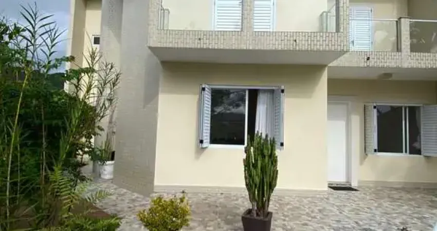 Excelente casa mobiliada de 5 dormitórios no bairro itacorubi!