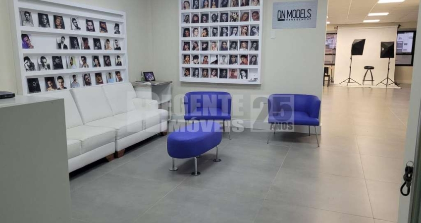Sala comercial à venda no bairro Trindade em Florianópolis
