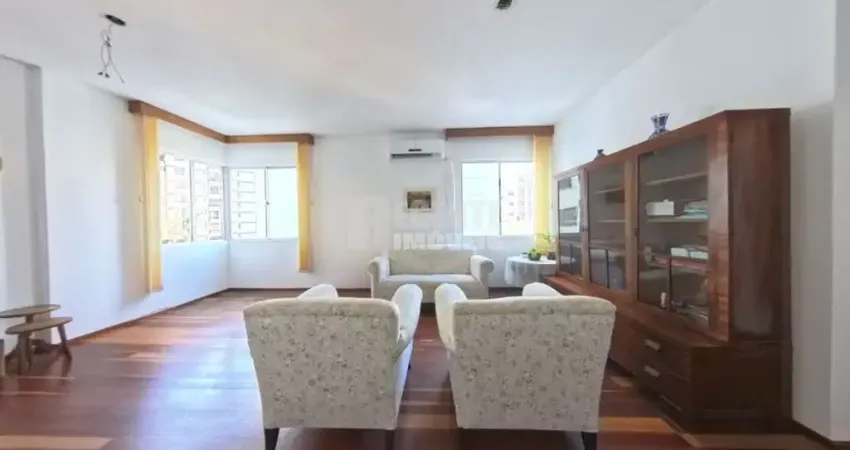 Apartamento 2 quartos com suíte Centro- Florianópolis