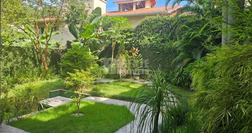 Casa com 5 quartos no Bairro Carvoeira em Florianópolis