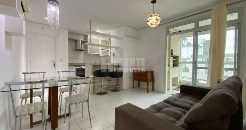 Ótimo apartamento de 2 dormitórios no bairro Agronômica!
