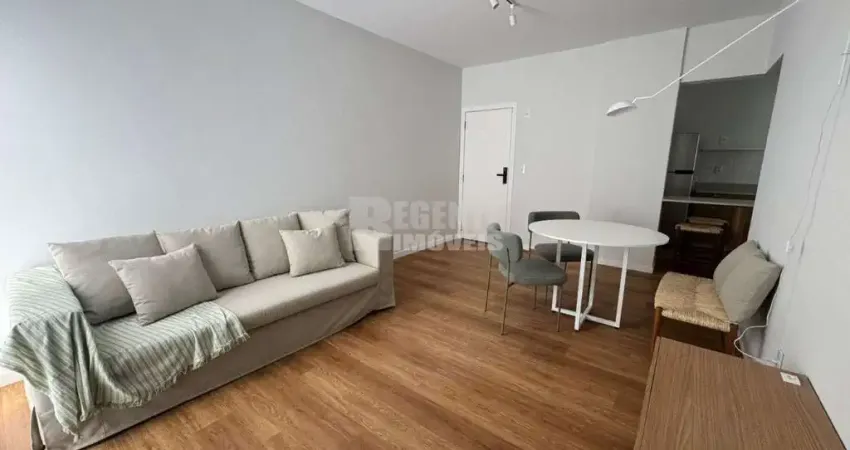 Apartamento todo reformado mobiliado à venda no bairro córrego grande em florianópolis