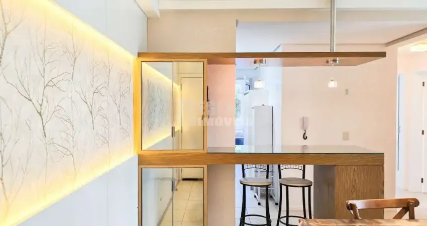 Apartamento mobiliado no itacorubi: vista livre em condomínio club