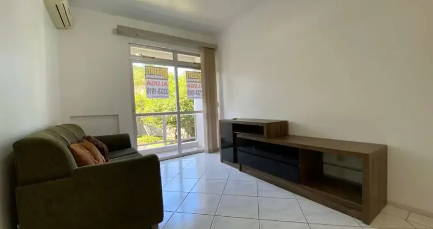 Ótimo apartamento mobiliado de 2 dormitórios no bairro carvoeira, perto da ufsc!