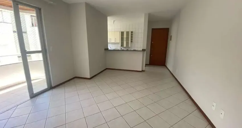 Excelente apartamento de 2 dormitórios no bairro carvoeira, perto da ufsc!