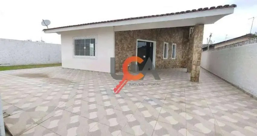 Casa com 3 dormitórios à venda, 180 m² por R$ 720.000,00 - Pontal de Santa Marina - Caraguatatuba/SP