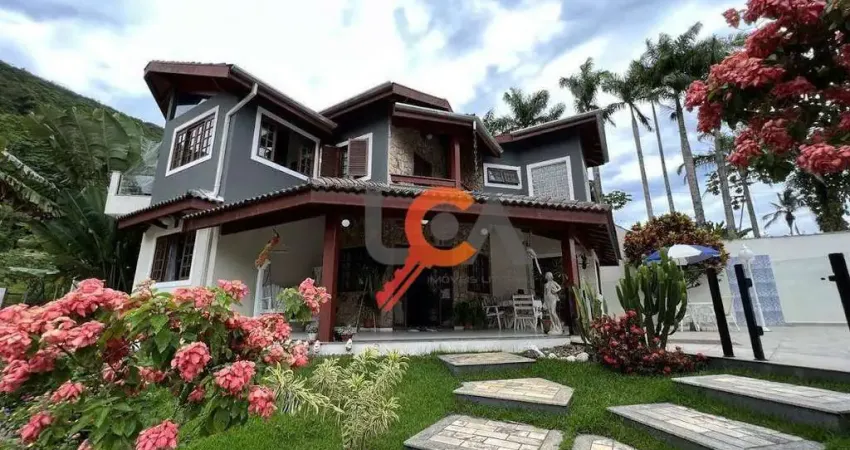 Casa com 4 dormitórios à venda, 3500 m² por R$ 4.100.000,00 - Praia da Tabatinga - Ubatuba/SP