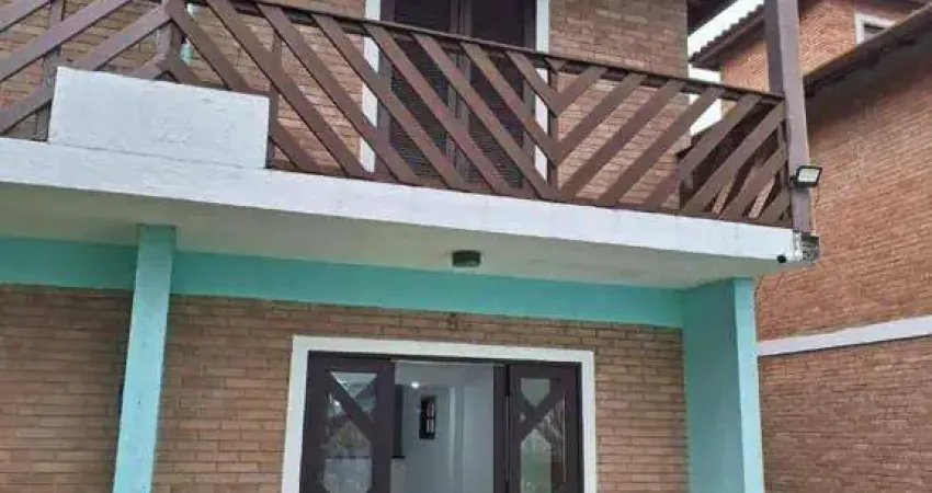 Sobrado com 2 dormitórios à venda, 80 m² por R$ 450.000 - Martim de Sá - Caraguatatuba/SP