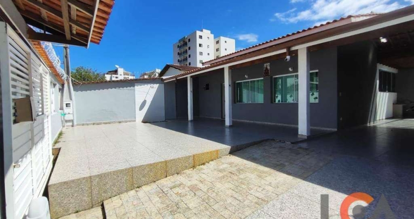 Casa com 4 dormitórios à venda, 205 m² por R$ 1.200.000,00 - Martim de Sá - Caraguatatuba/SP