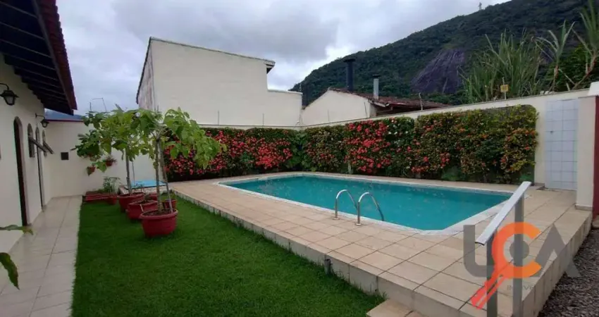 Casa com 5 dormitórios à venda, 266 m² por R$ 1.300.000,00 - Sumaré - Caraguatatuba/SP