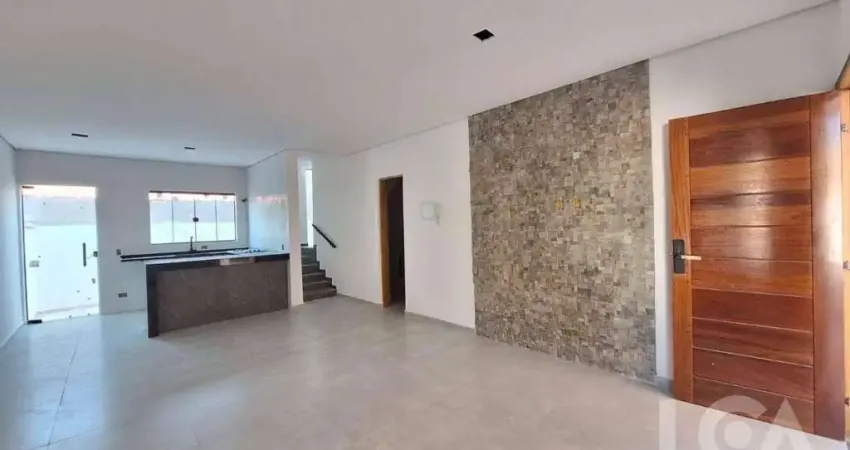 Sobrado com 2 dormitórios à venda, 84 m² por R$ 450.000 - Pontal de Santa Marina - Caraguatatuba/SP