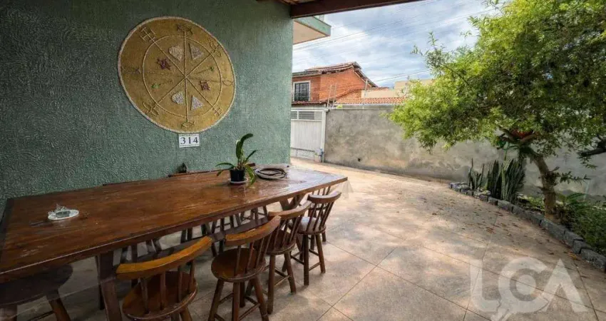 Sobrado com 3 dormitórios à venda, 126 m² por R$ 1.200.000,00 - Praia das Palmeiras - Caraguatatuba/SP