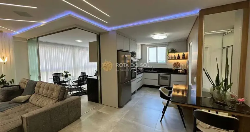 Apartamento com 3 quartos à venda na Rua 302, 68, Meia Praia, Itapema