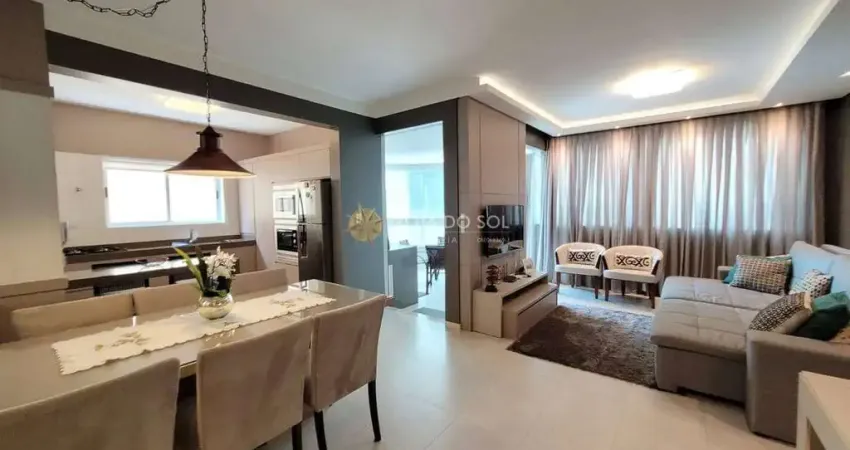 Apartamento com 3 quartos à venda na Rua 234, 36, Meia Praia, Itapema