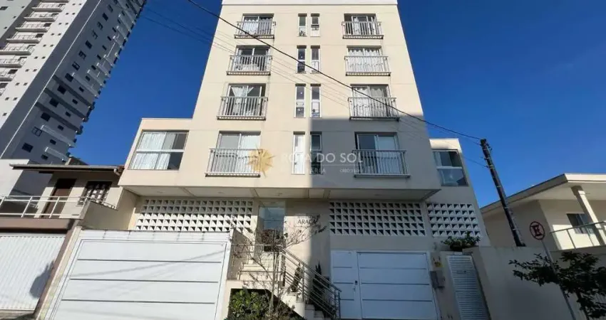 Residencial Araça apartamento mobiliado com 2 quartos na Meia Praia