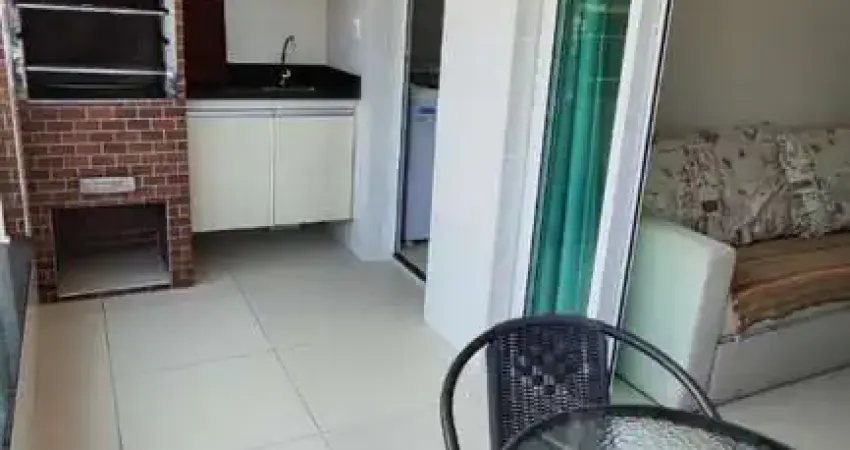 APARTAMENTO MOBILIADO COM 2 DORMITÓRIOS NAS TONINHAS.