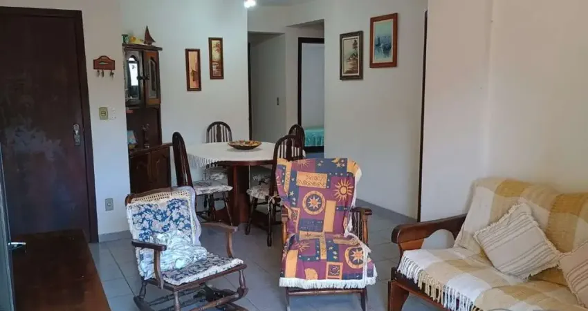 APARTAMENTO MOBILIADO COM 3 DORMITÓRIOS NO CENTRO.