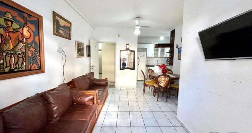 APARTAMENTO MOBILIADO COM 2 DORMITÓRIOS APENAS 150 METROS DA PRAIA GRANDE