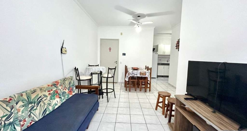 APARTAMENTO MOBILIADO COM 2 DORMITÓRIOS APENAS 150 METROS DA PRAIA GRANDE