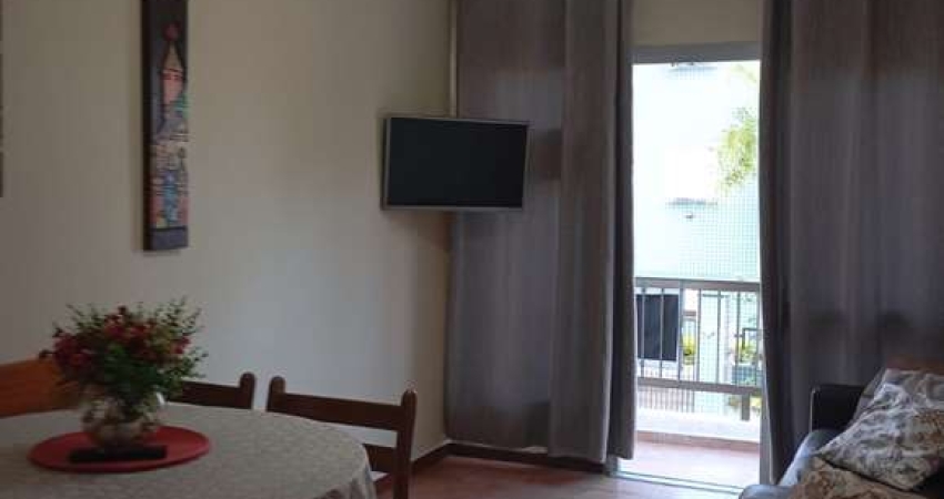 APARTAMENTO COM 2 DORMITÓRIOS APENAS 300 METROS DA PRAIA GRANDE.