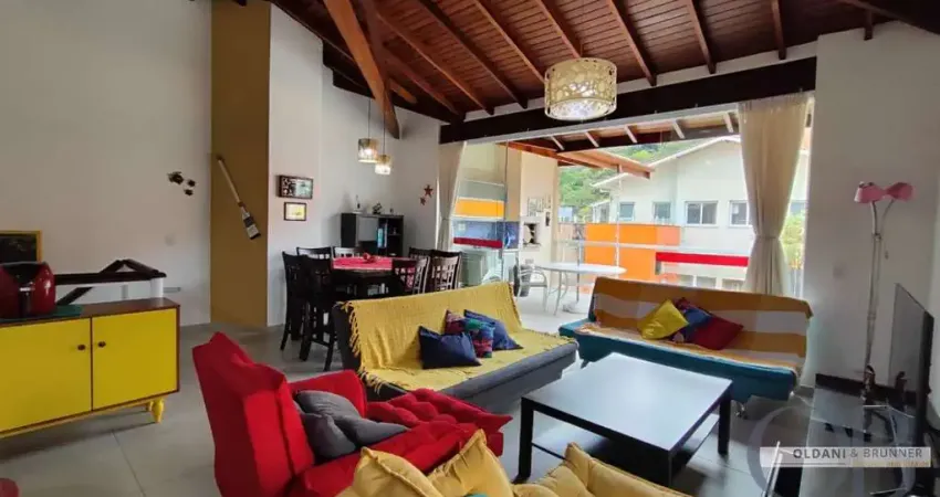 Cobertura com 3 quartos à venda na Praia Grande, Ubatuba 