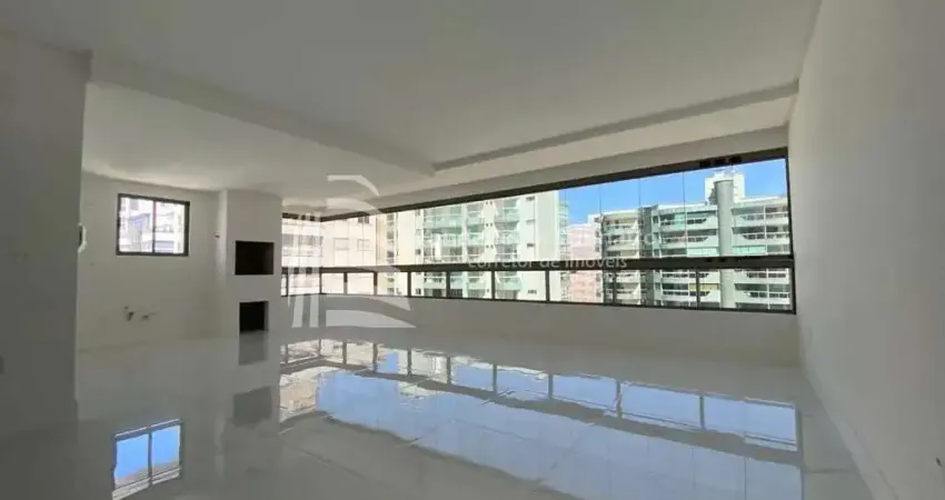 Apartamento com 4 quartos à venda na Rua 315, 198, Meia Praia, Itapema