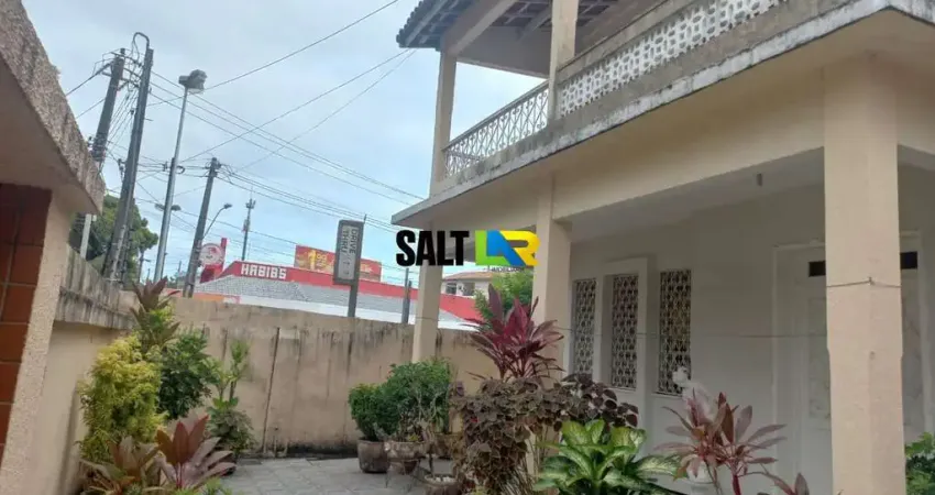 Casa com 3 dormitórios à venda, 262 m² por R$ 1.200.000,00 - Fátima - Fortaleza/