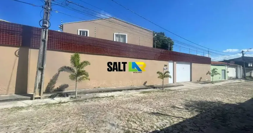 Casa com 4 dormitórios à venda, 260 m² por R$ 950.000,00 - Maraponga - Fortaleza