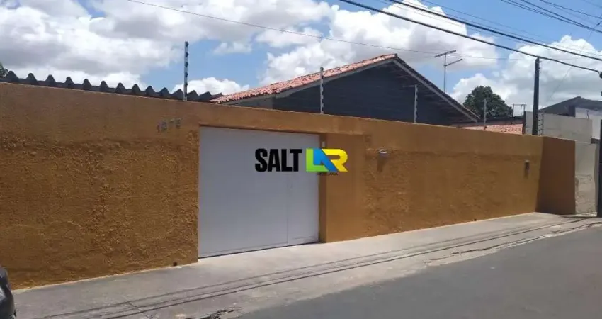 Casa Plana à venda na Parangaba R$ 490.000,00