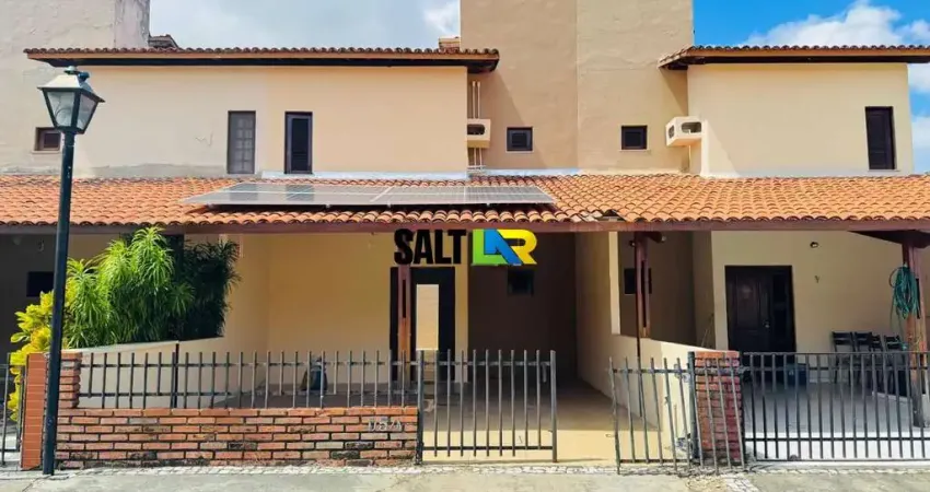 Casa Duplex em condomínio no Passaré
