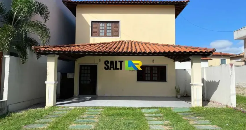 Casa com 3 dormitórios à venda, 245 m² por R$ 900.000,00 - Maracanaú - Maracanaú