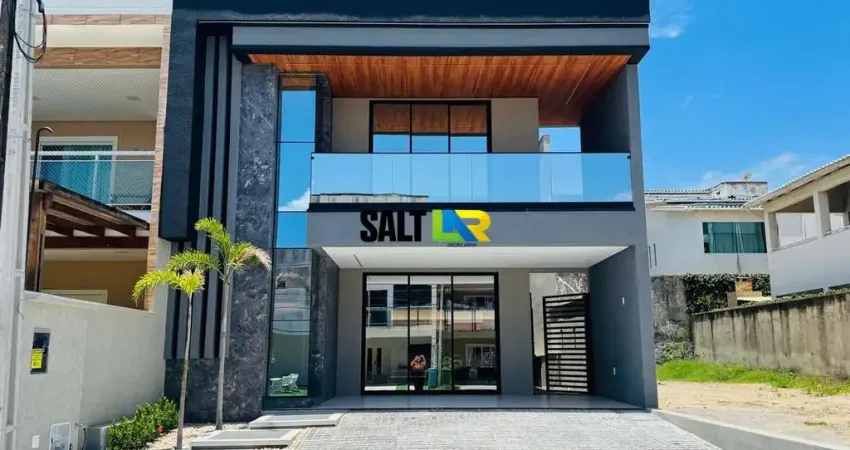 BELÍSSIMA CASA DUPLEX NO OSVALDO STUDART - 4 suítes, 5 banheiros, 2 vagas - R$2.