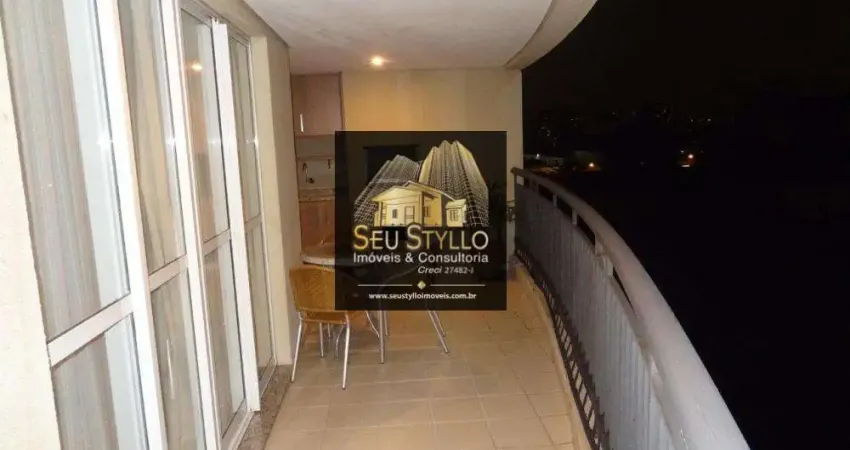 4 dormitórios, 3 suítes, 4 banheiros, 3 vagas de garagem e próximo ao metrô.