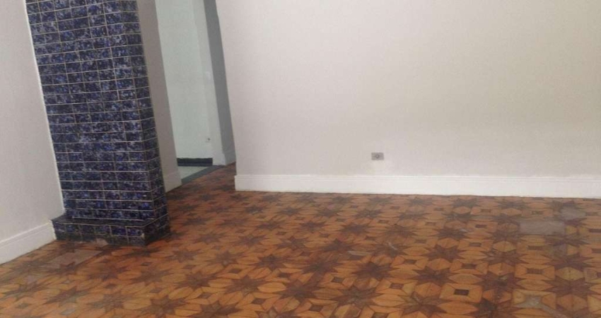 Terreno com Casa Velha em Jaguaré - 435m² à Venda por R$825k