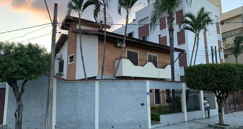 Casa para Locação em Sorocaba, Vila Trujillo, 4 dormitórios, 1 suíte, 4 banheiros, 5 vagas