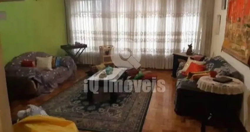 Sobrado Vila Anglo Brasileira, 210m², com 3 dormitórios 1 suíte,  3 vagas com quintal.