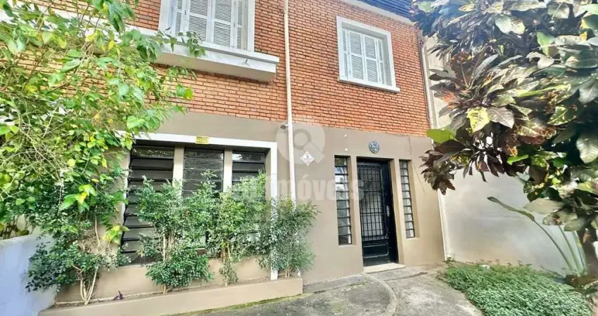 Sobrado no Brooklin, para  venda, 2 dormitórios, 2 banheiros 1 ou 2 vagas.