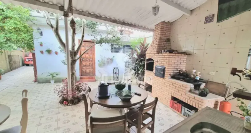 Casa à venda Alto da Lapa, 355 metros, 3 suítes, 7 vagas, R$ 1.590.000,00.