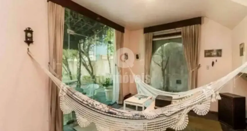 Sobrado a venda, Pinheiros, 540 metros, 4 dormitórios, 2 suítes, 5 vagas, R$ 3.200.000,00
