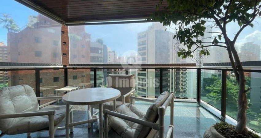 Apartamento a venda Moema, 320 metros, 3 suítes, 4 vagas, R$ 5.500.000,00.