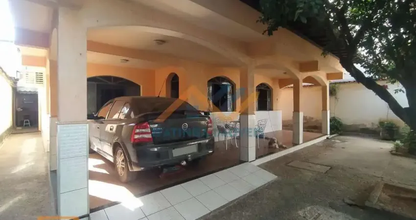 Casa com 4 quartos à venda no Jardim Panorama, Ipatinga