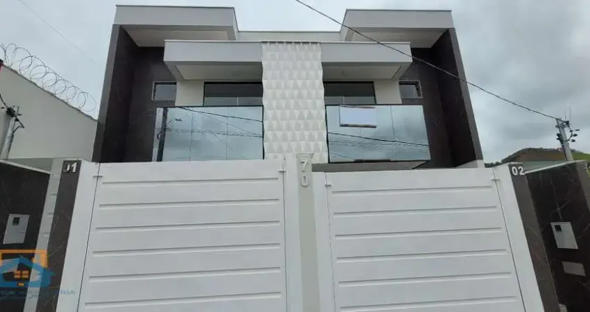 Casa Duplex de 3 quartos e 2 vagas de garagem no Jardim Santa Clara