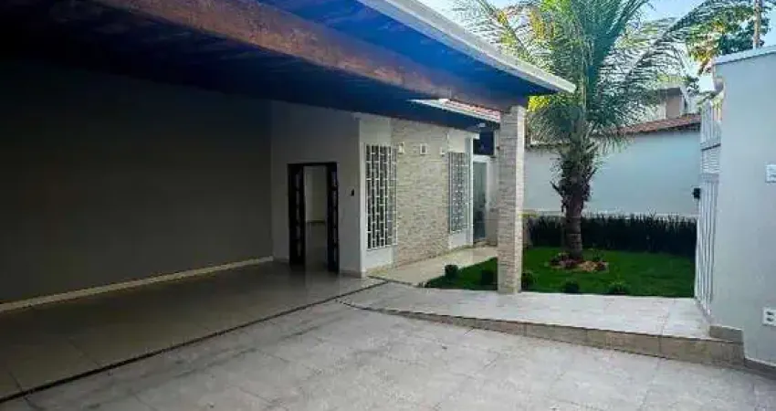 Casa de 3 quartos no bairro das àguas perto do HMC em Ipatinga MG.
